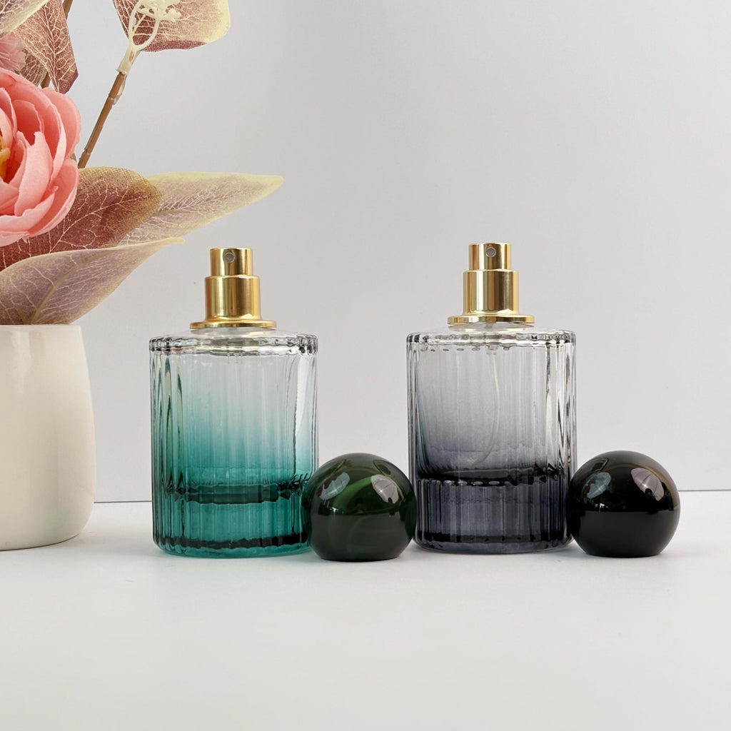 Ribbed Gradient Glass Perfume Spray Bottle with Gold Pump