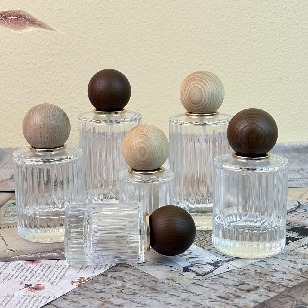 Minimalist Clear Striped Glass Spray Bottle with Wooden Ball Lid