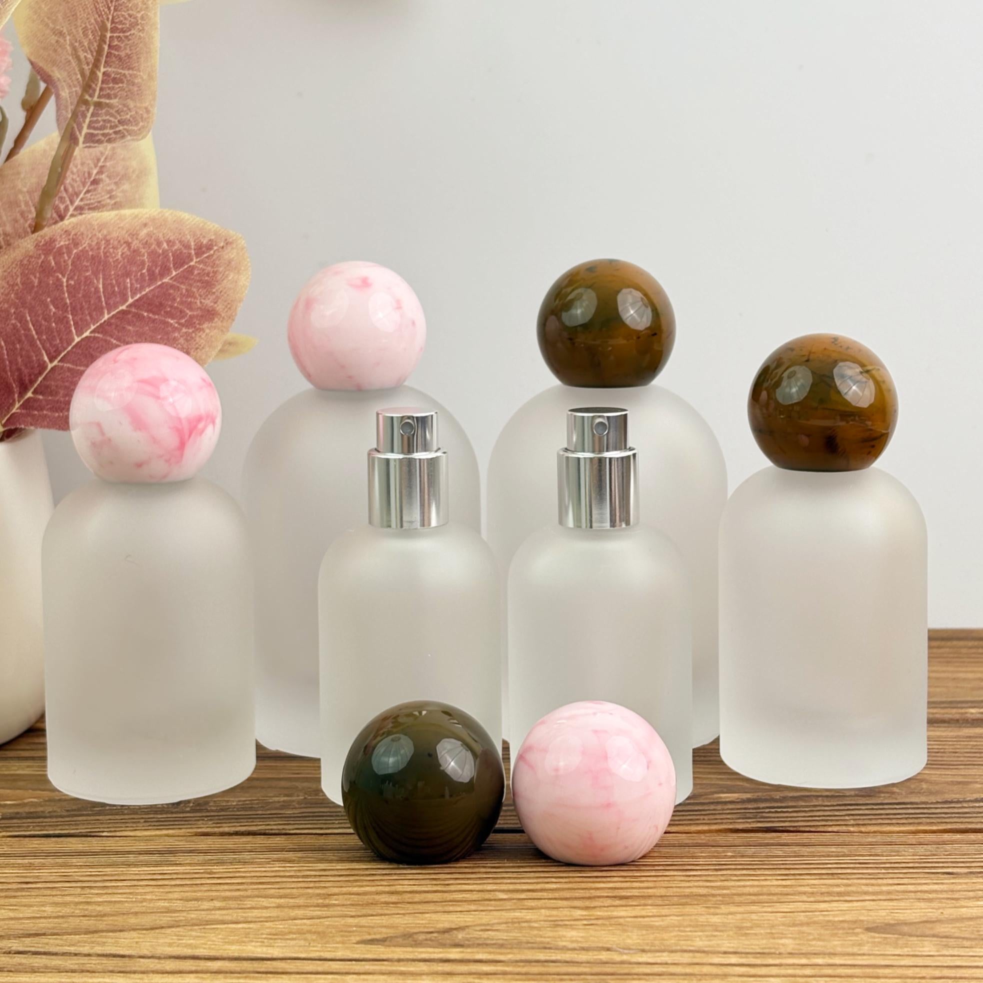 Frosted Glass Spray Bottle with Ball Cap