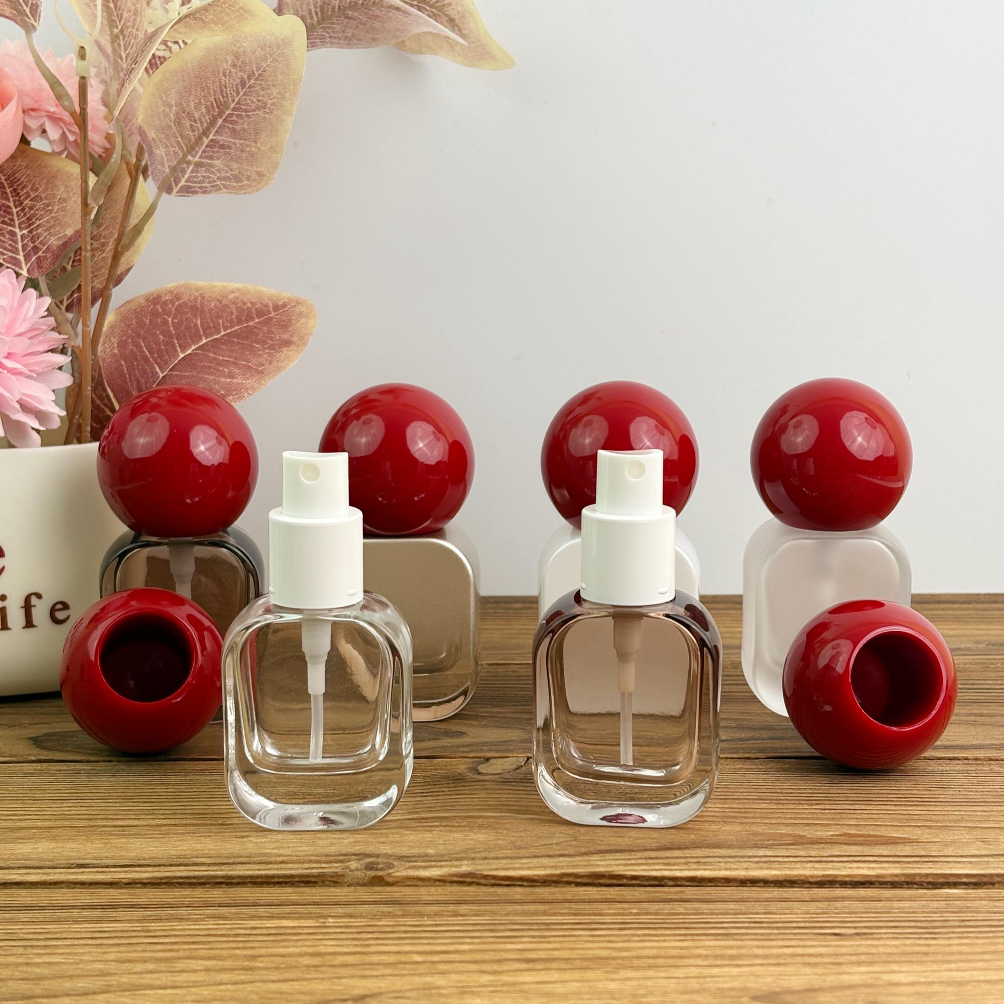 20ml Minimalist Glass Spray Bottle with Red Ball Cap