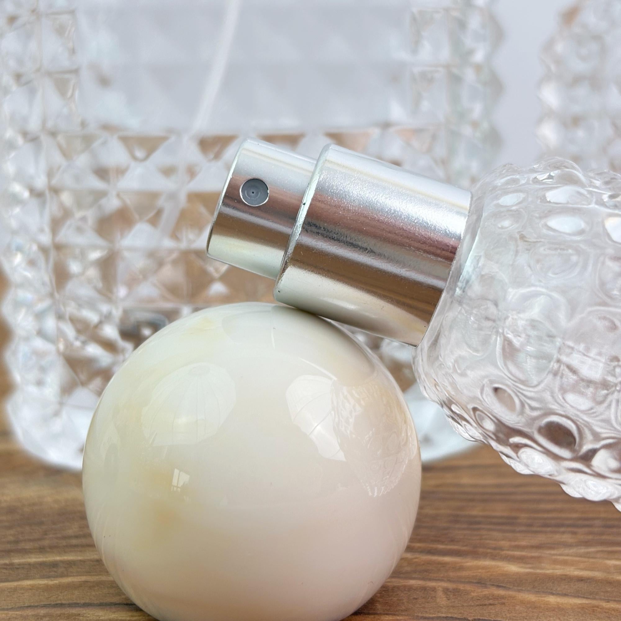 Minimalist Clear Diamond-Cut Glass Perfume Spray