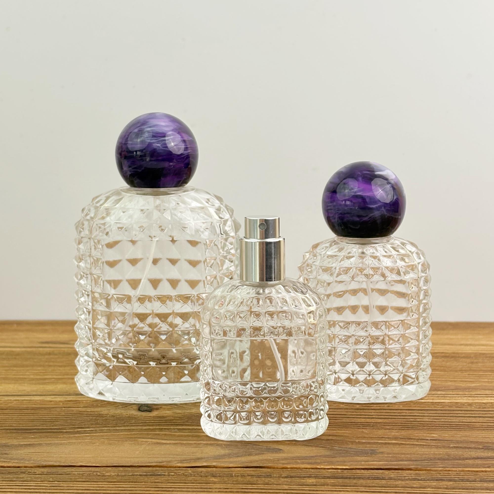 Minimalist Clear Diamond-Cut Glass Perfume Spray