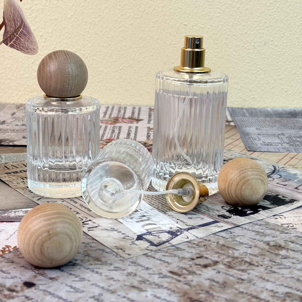 Minimalist Clear Striped Glass Spray Bottle with Wooden Ball Lid