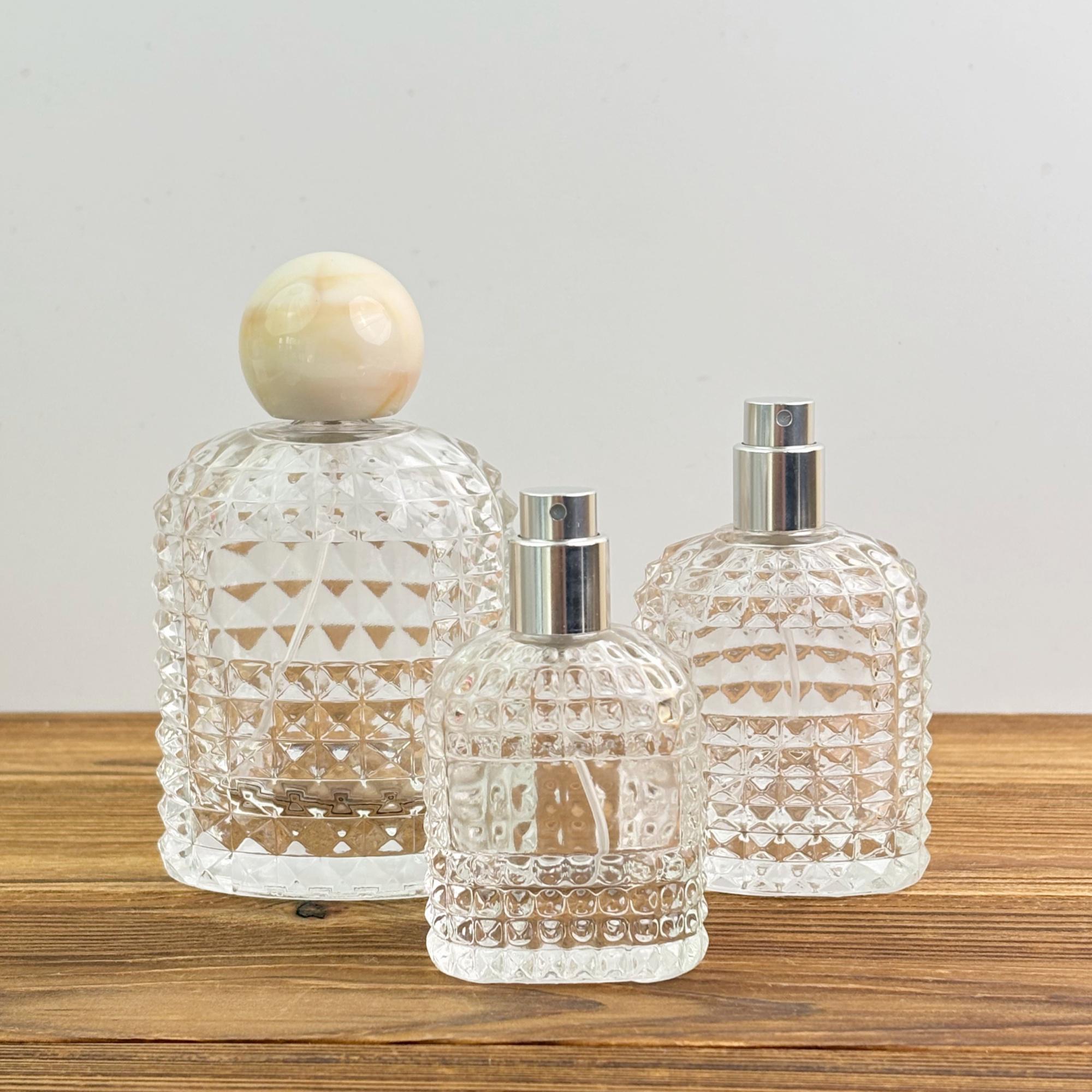Minimalist Clear Diamond-Cut Glass Perfume Spray
