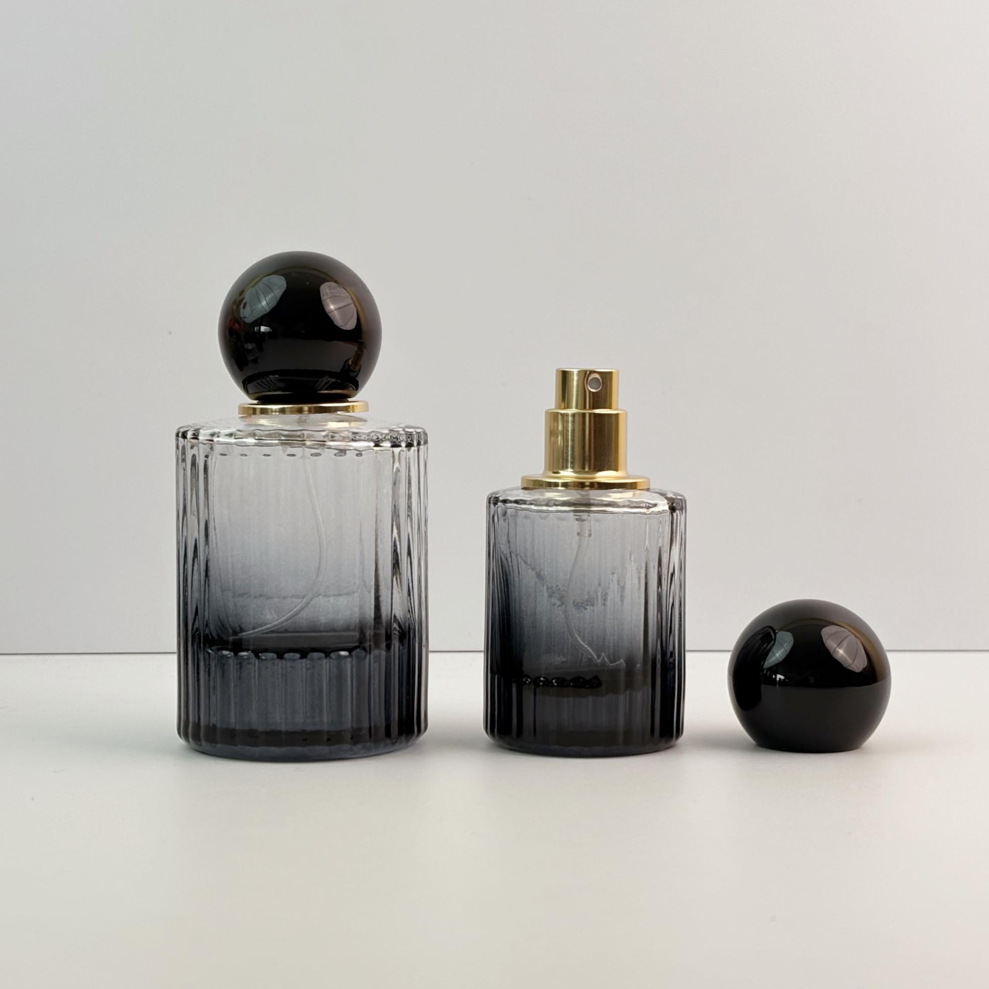 Ribbed Gradient Glass Perfume Spray Bottle with Gold Pump