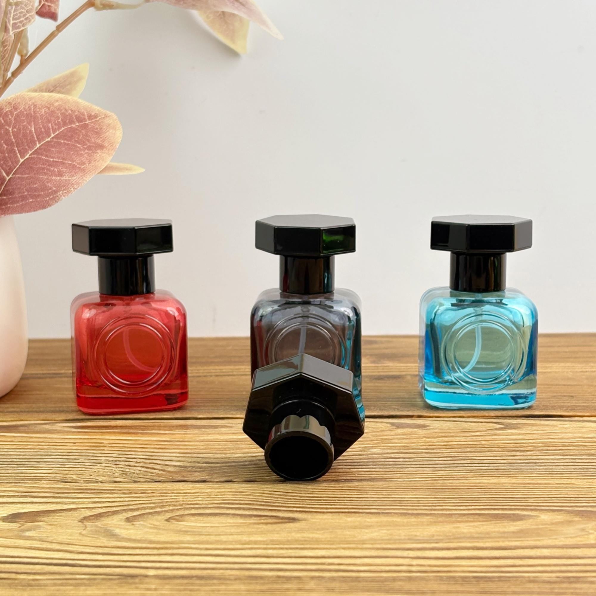 30ml Colorful Glass Perfume Spray Bottle