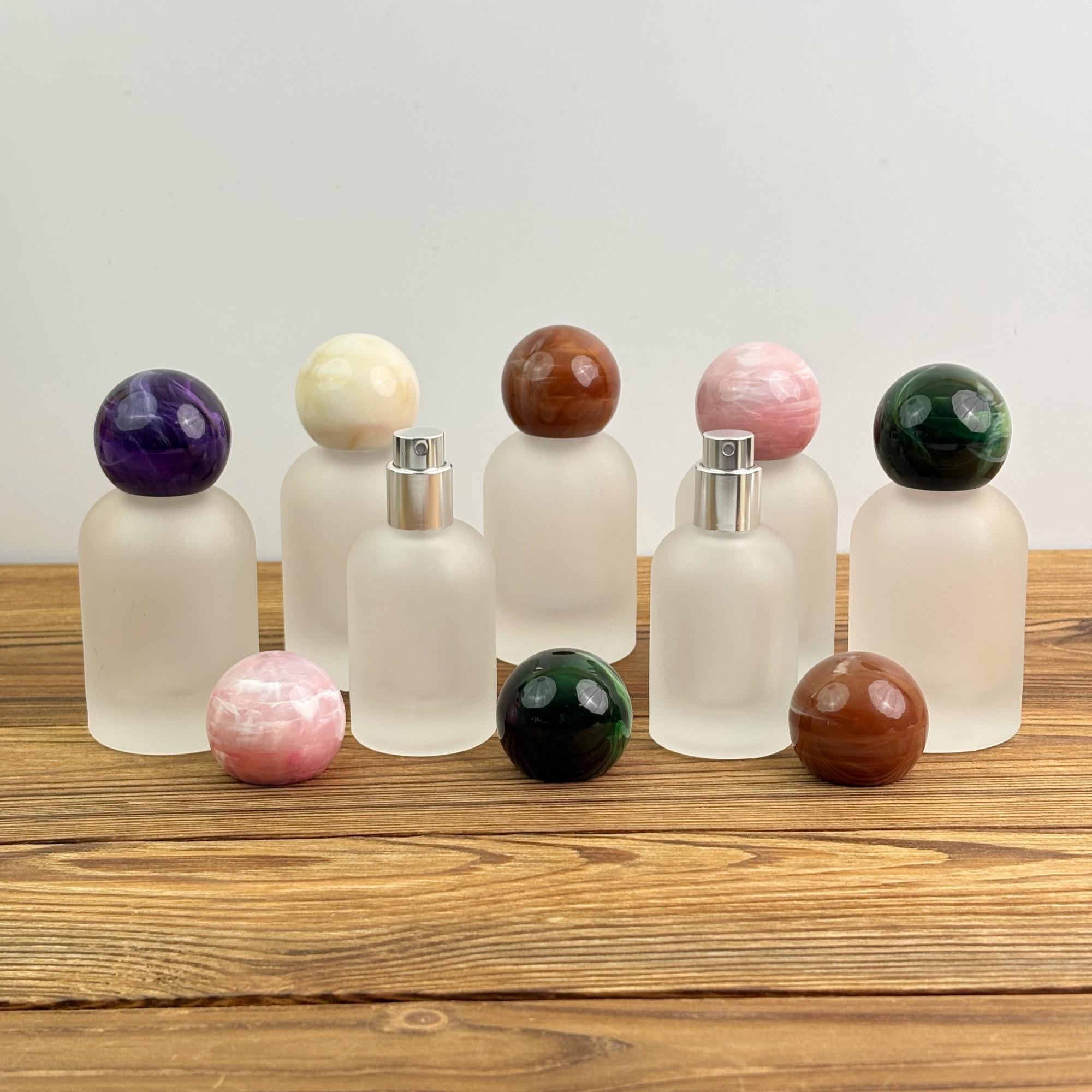 30ml 50ml 100ml Frosted Glass Spray Bottle with Marble-Look Ball Caps
