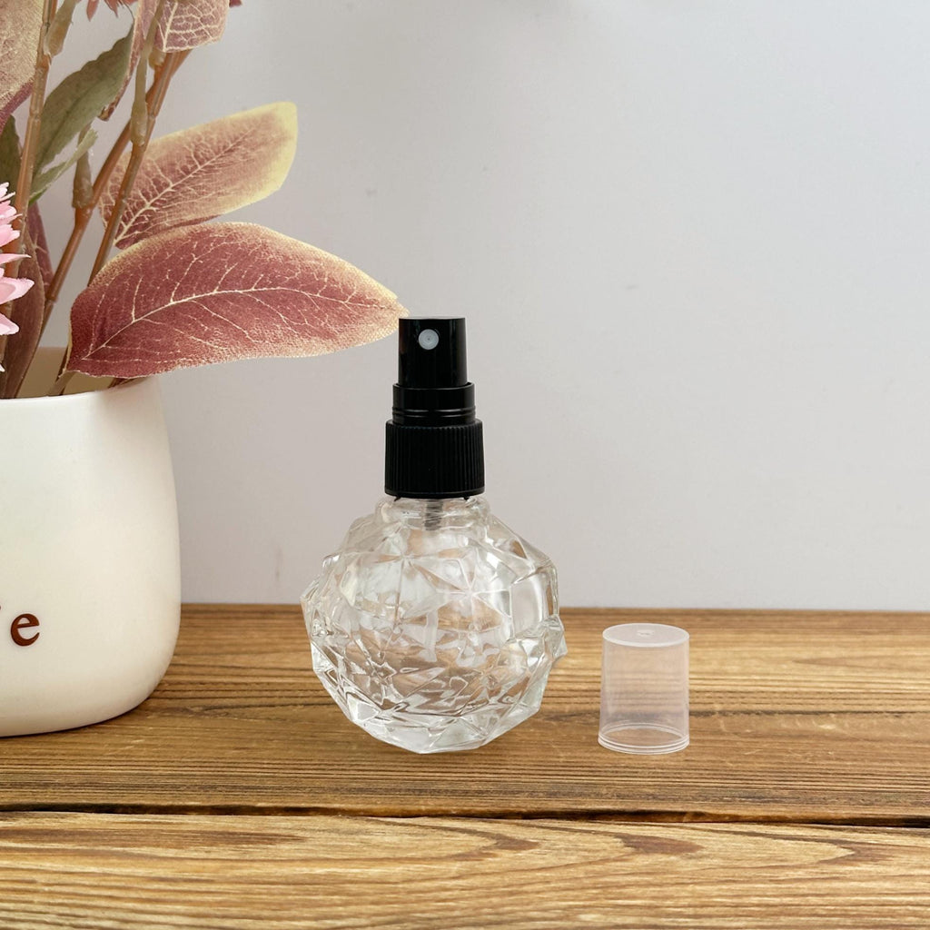 30ml Clear Faceted Glass Spray Bottle