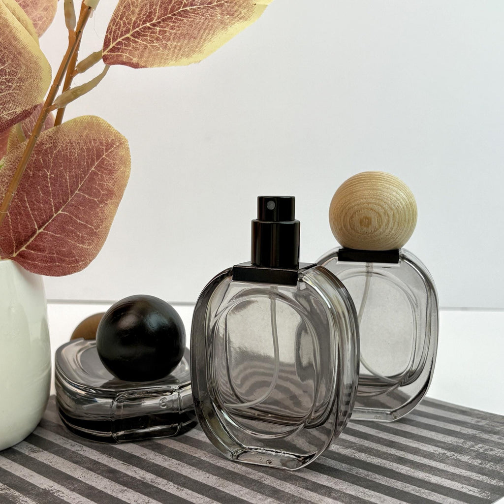 Empty Clear Black Glass Spray Bottles with Wooden Caps
