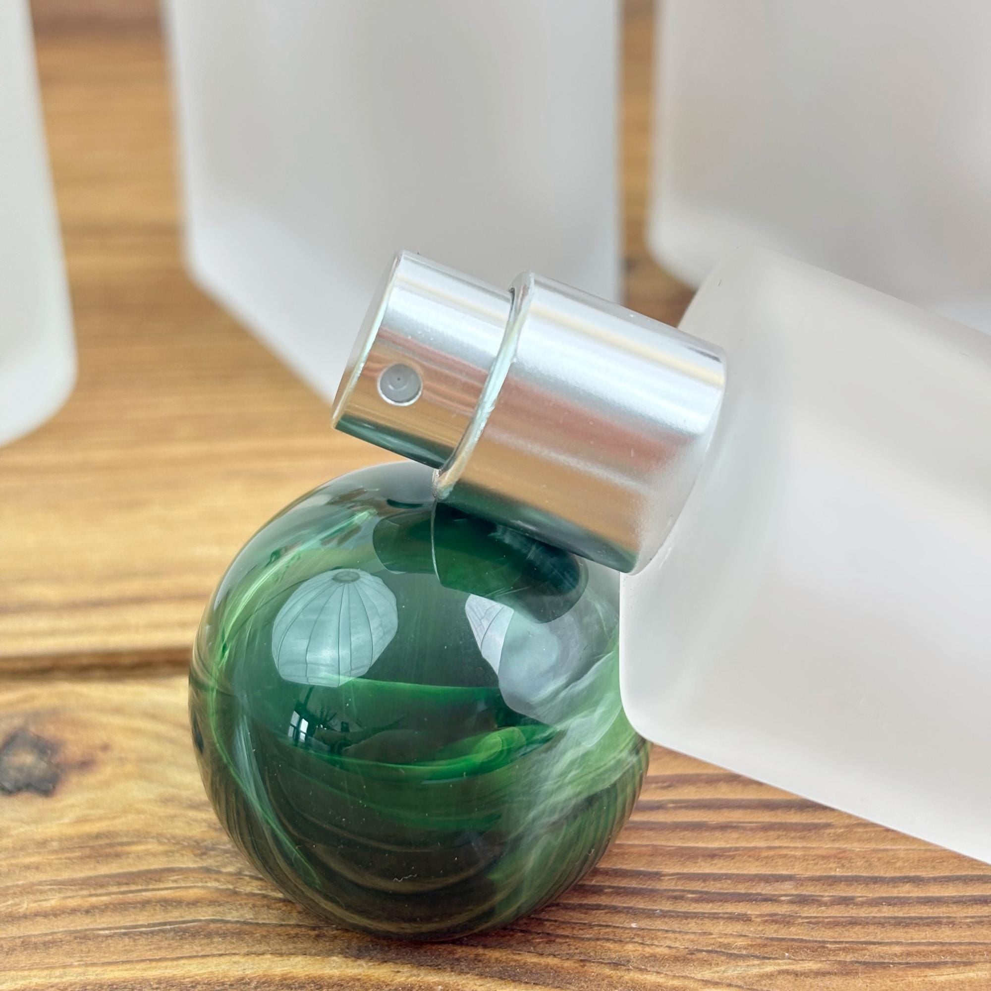 30ml 50ml 100ml Frosted Glass Spray Bottle with Marble Ball Cap