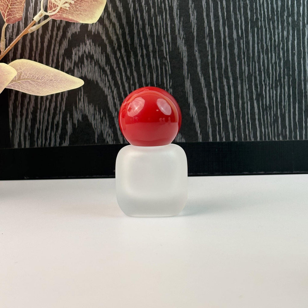 White Frosted Glass Dropper Bottle