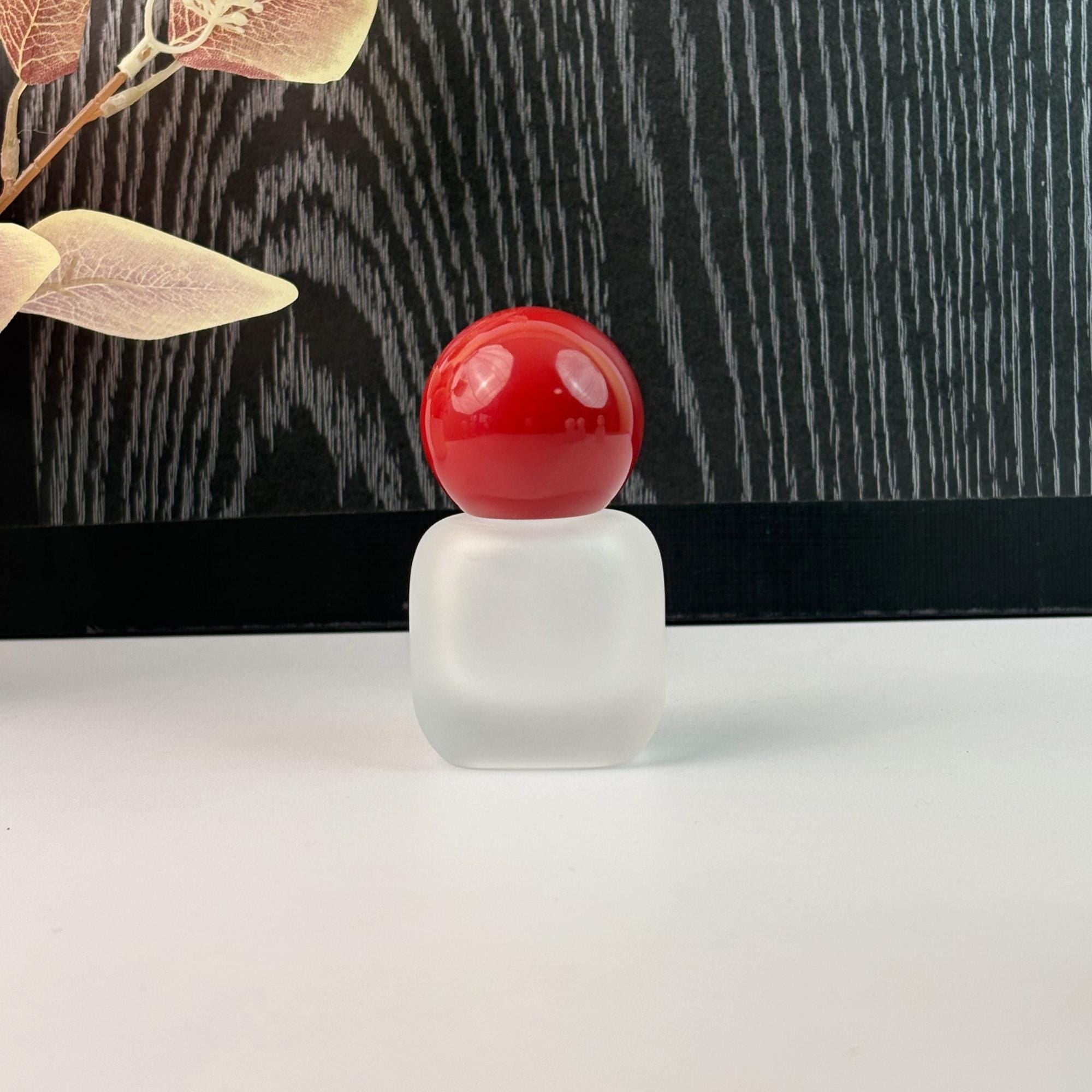 White Frosted Glass Dropper Bottle