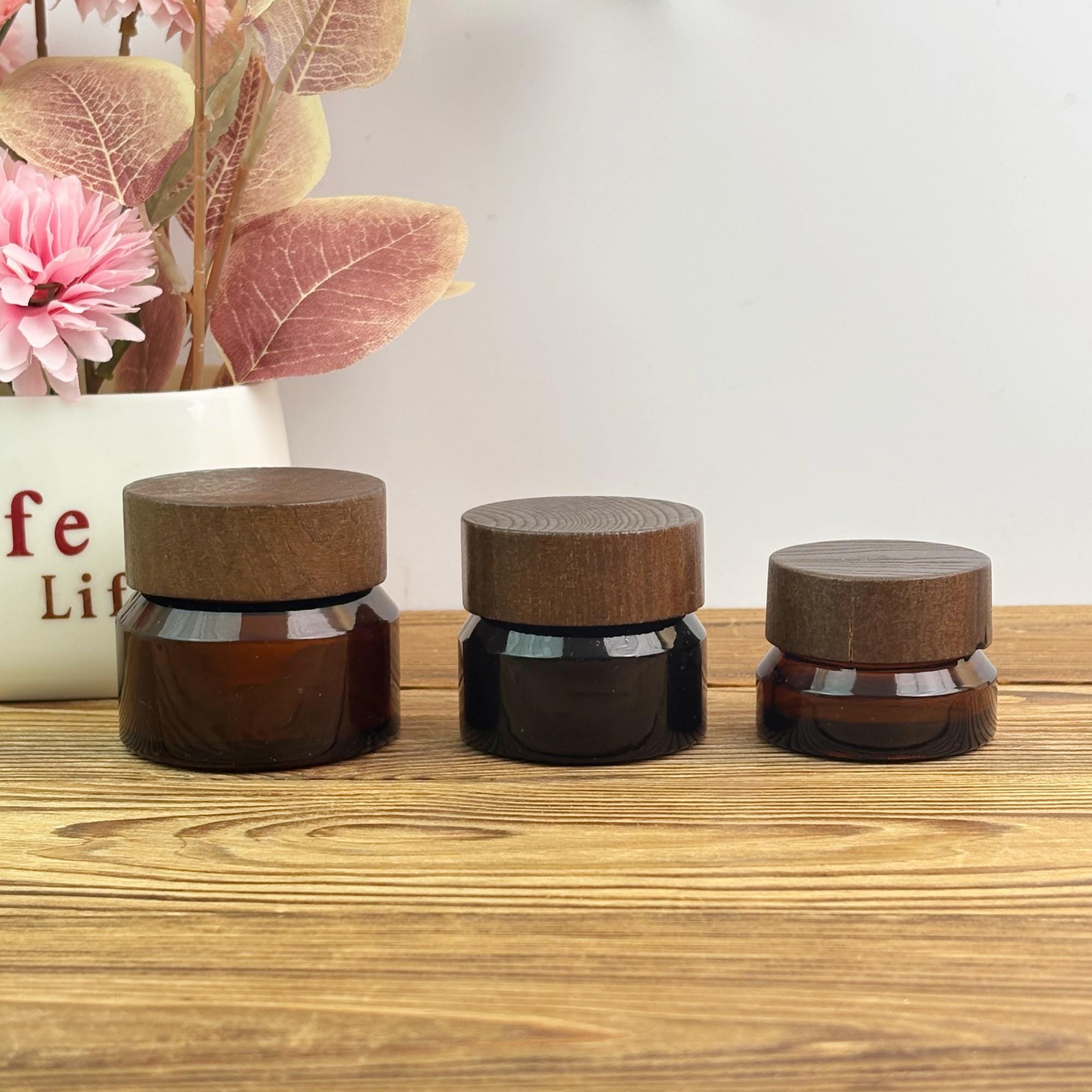 15g 30g 50g Amber Glass Cream Jars with Wood Caps