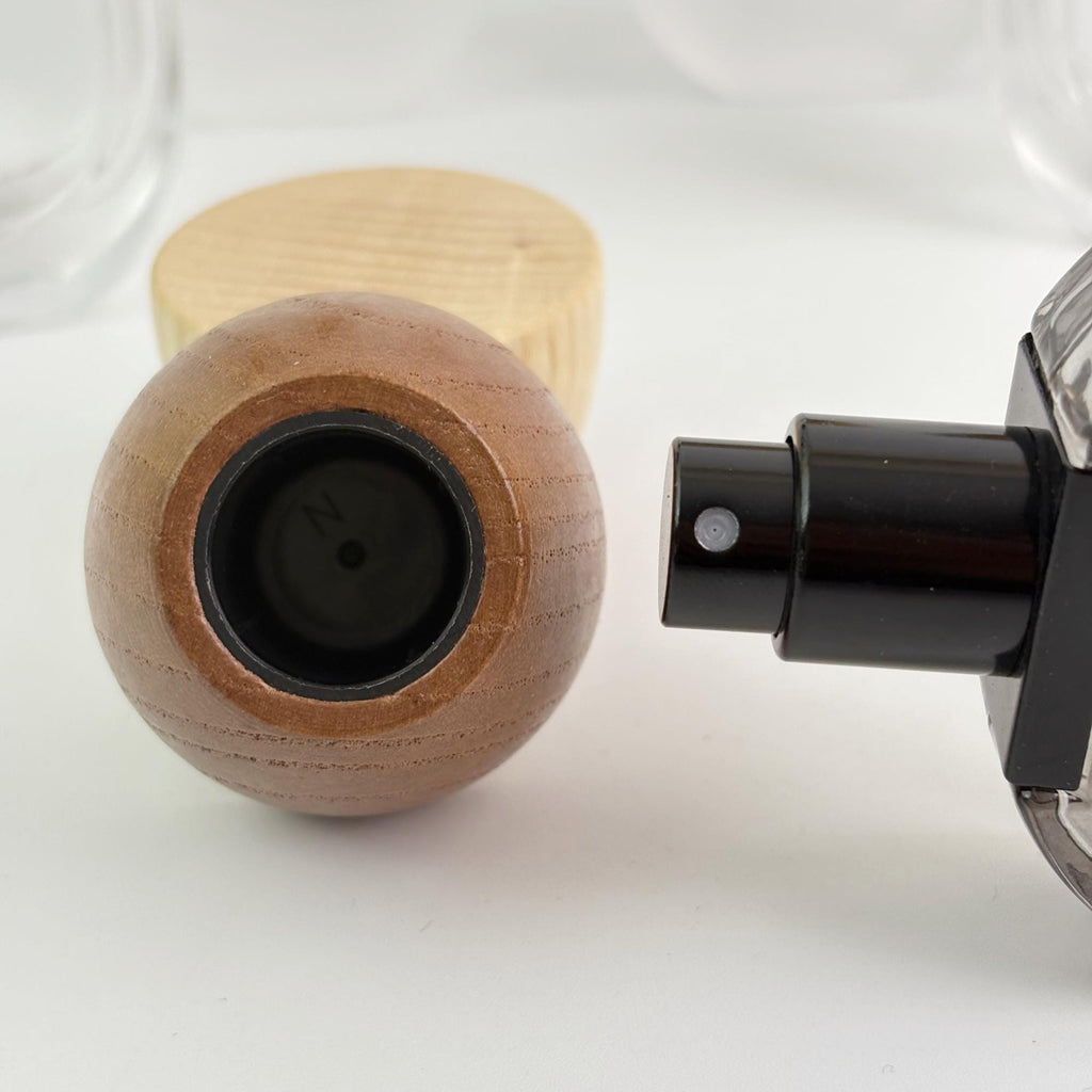 30ml Glass Spray Bottle with Wooden Cap, Frosted