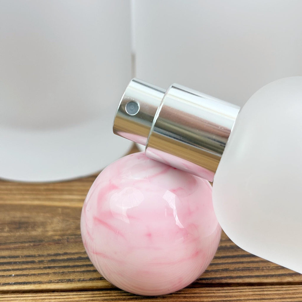 Frosted Glass Spray Bottle with Ball Cap