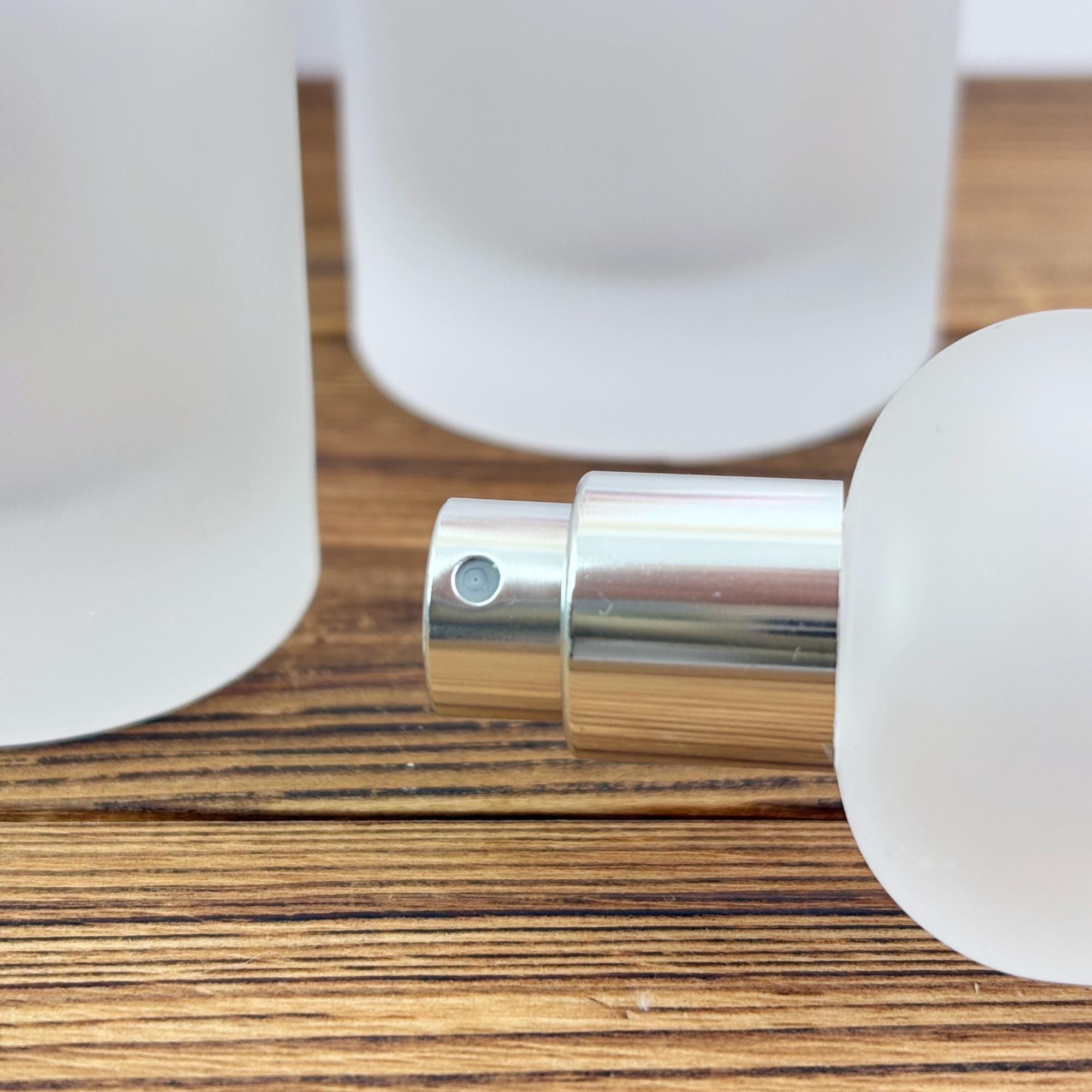 Frosted Glass Spray Bottle with Ball Cap