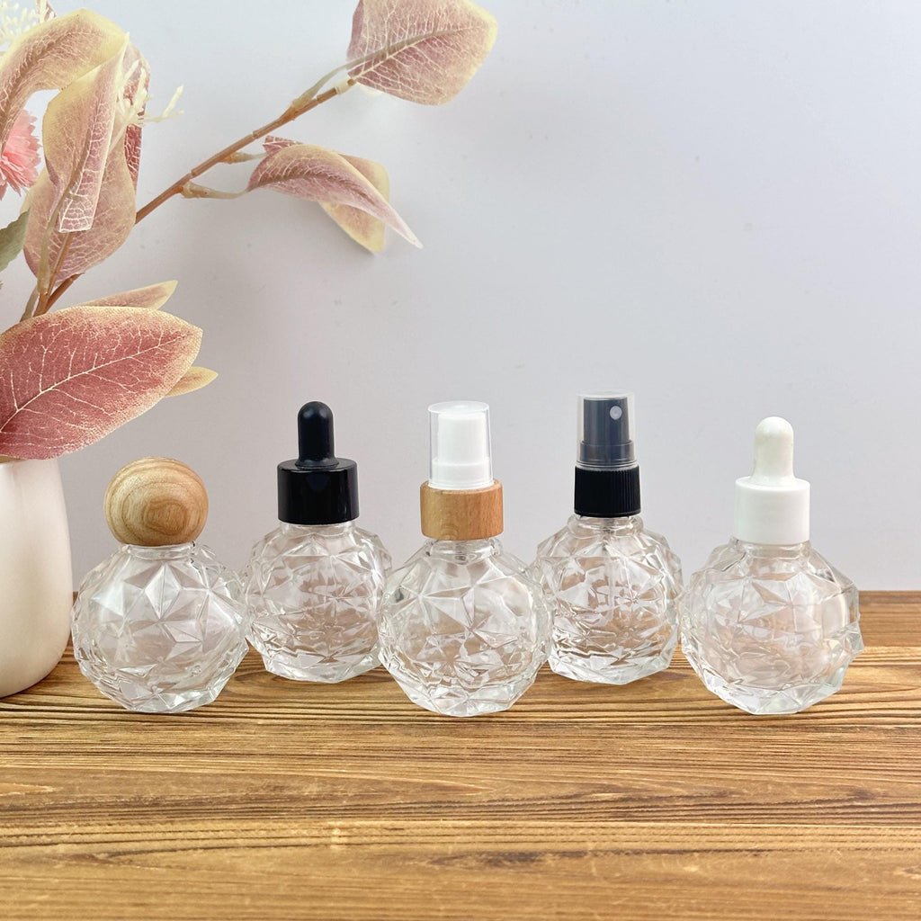 30ml Clear Faceted Glass Spray Bottle