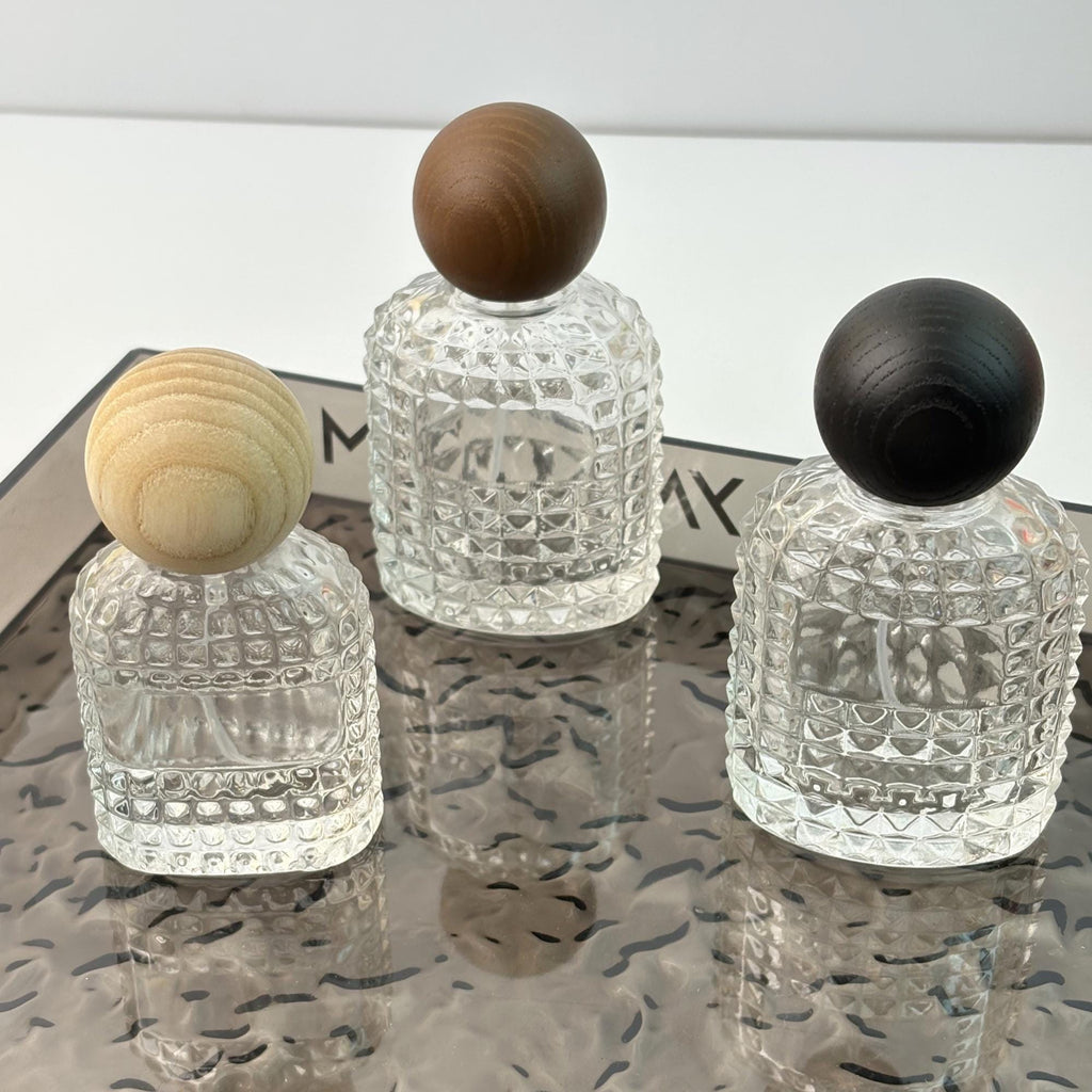 30ml 50ml 100ml Textured Glass Spray Bottle with Wooden Caps