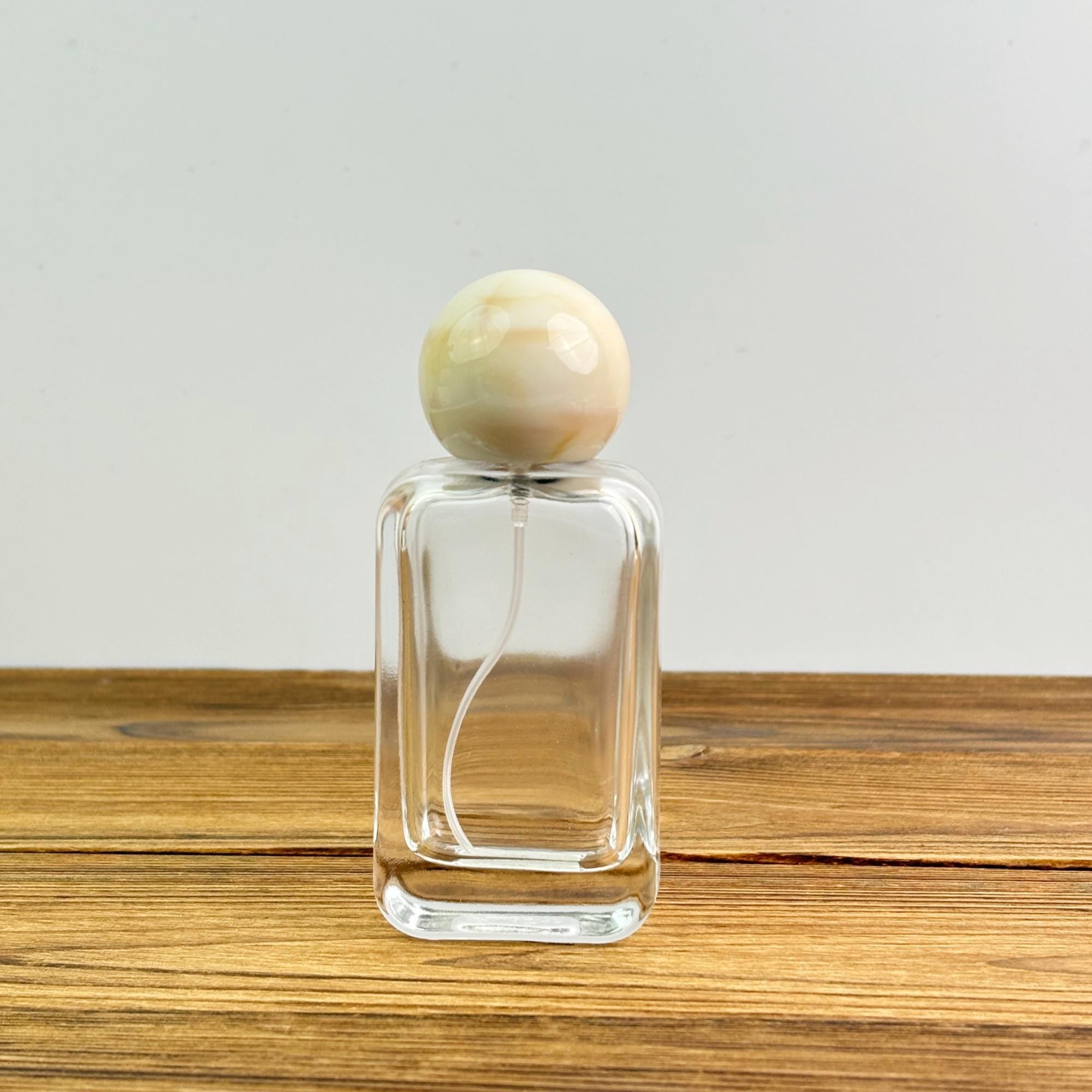 20ml 30ml 50ml Luxury Clear Glass Spray Bottle with Marble Look Round Cap