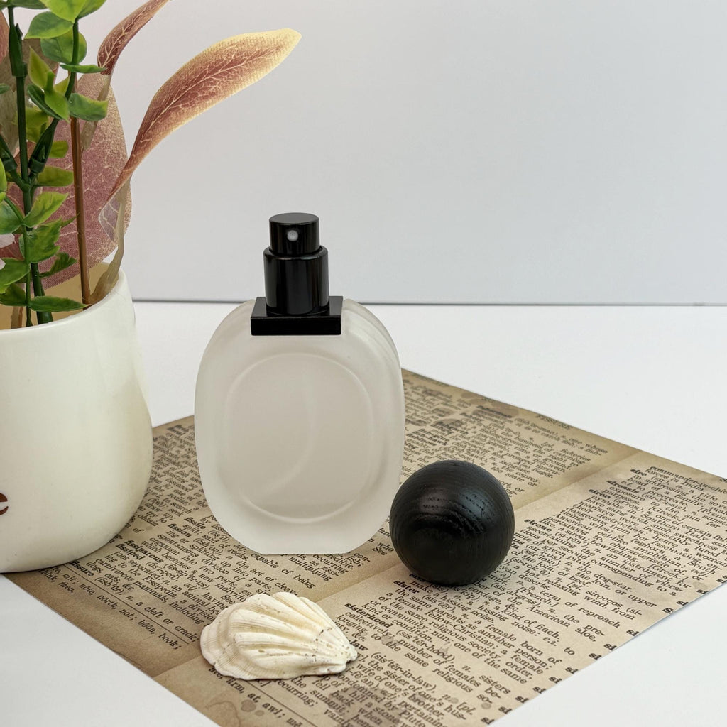 100pcs 30ml Frosted Glass Spray Bottles with Black Wood Lids