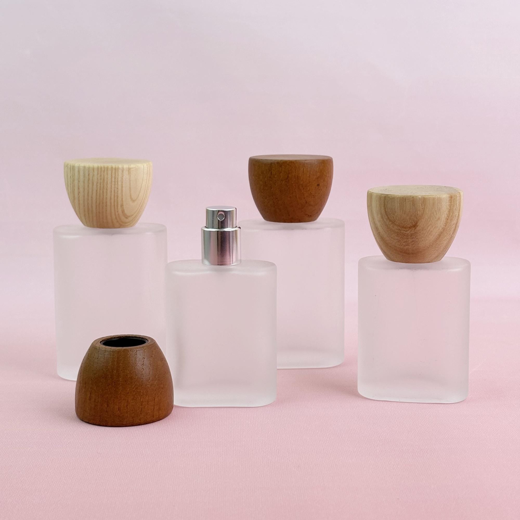 Frosted Glass Fragrance Spray Container with Wooden Cap