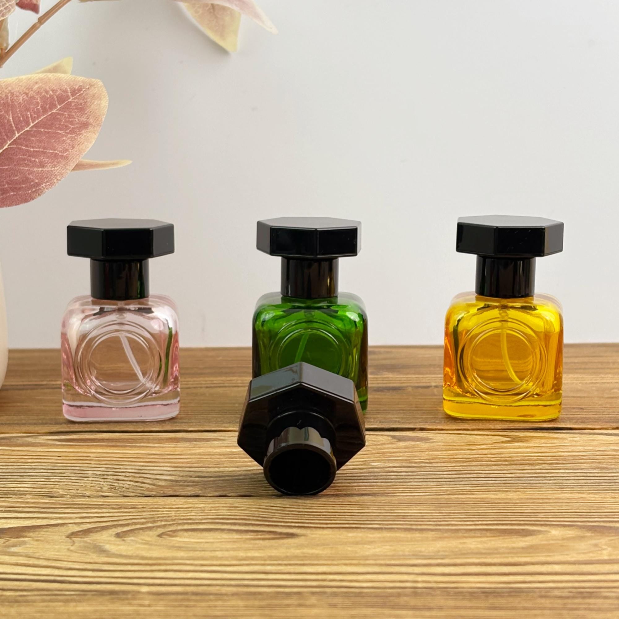 30ml Colorful Glass Perfume Spray Bottle