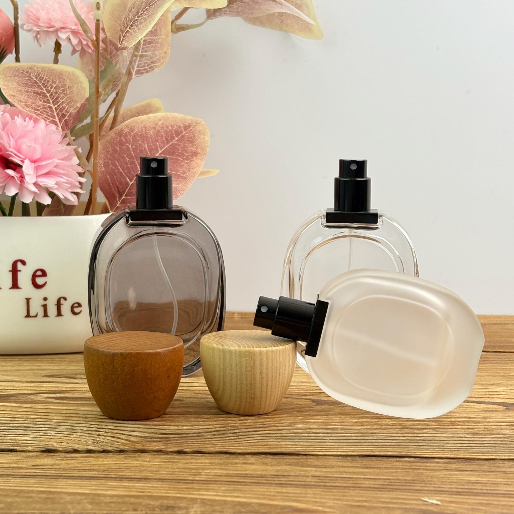 30ml Glass Spray Bottle with Wooden Cap, Frosted
