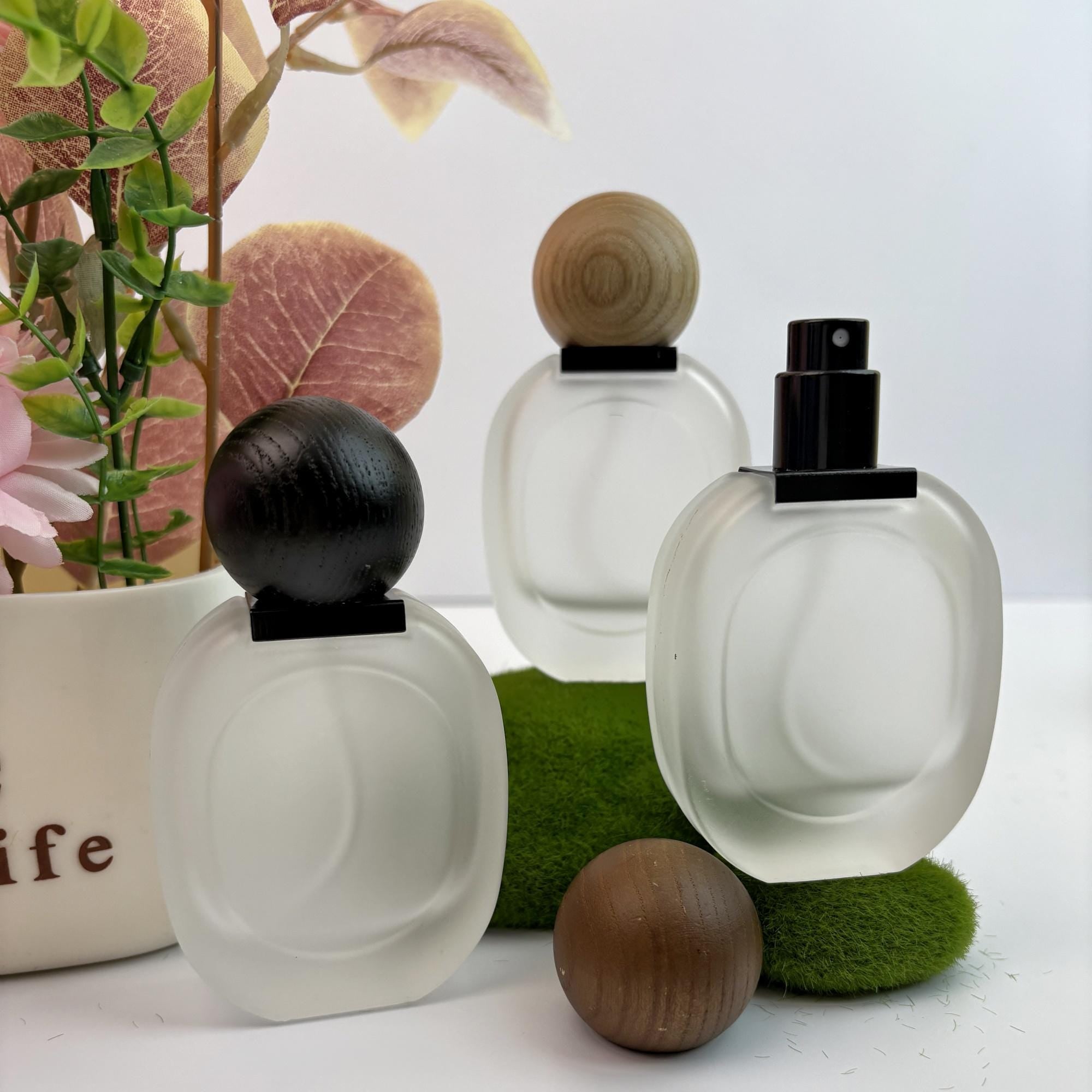 30ml Frosted Glass Liquid Atomizer Containers with Wooden Lid