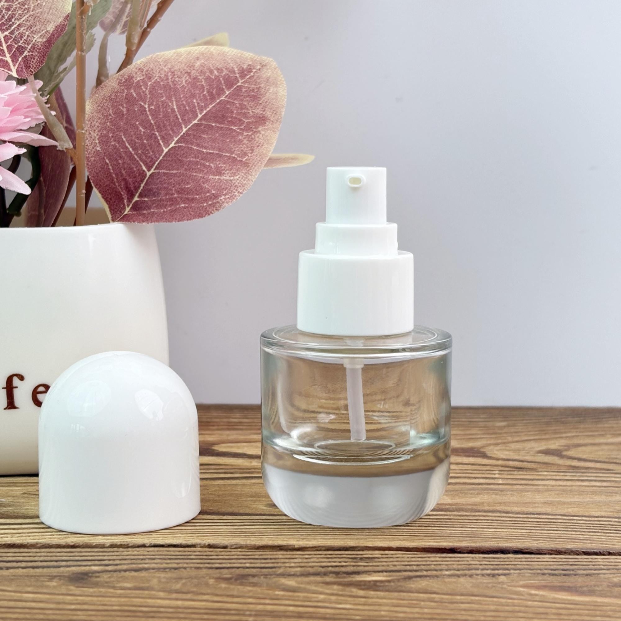 Minimalist Glass Clear Spray Bottle and Cream Jar