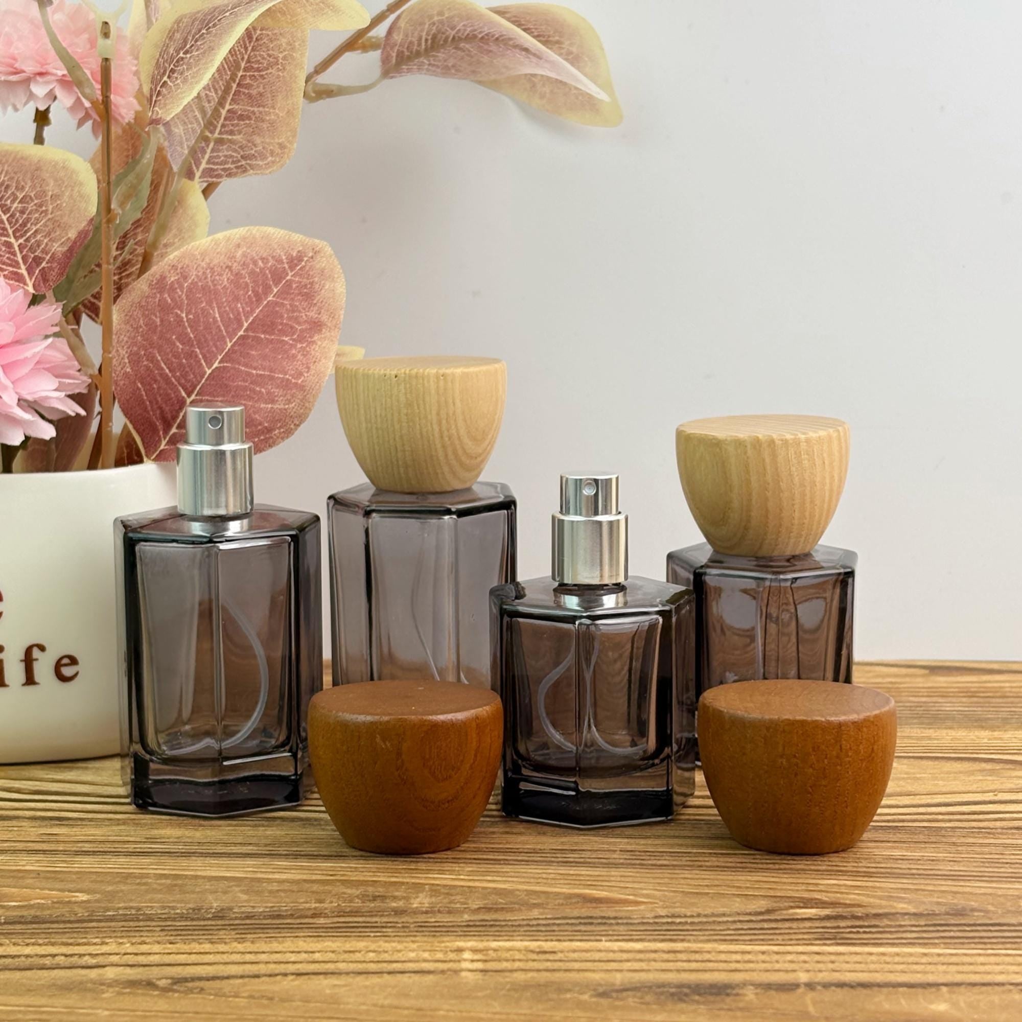 30ml 50ml Glass Spray Bottle with Wooden Cap