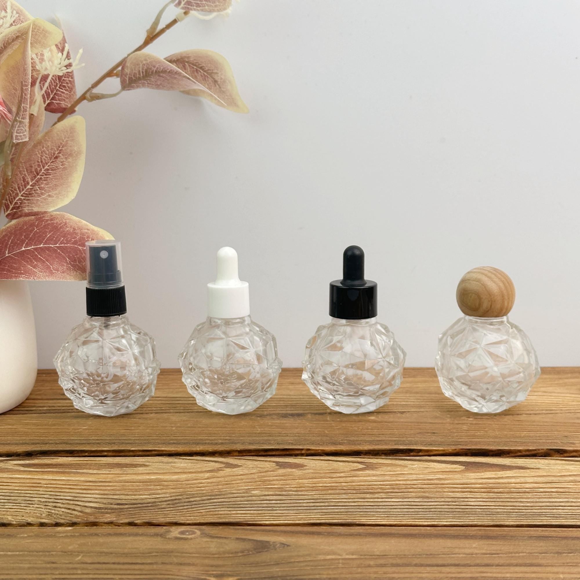 30ml Clear Faceted Glass Spray Bottle