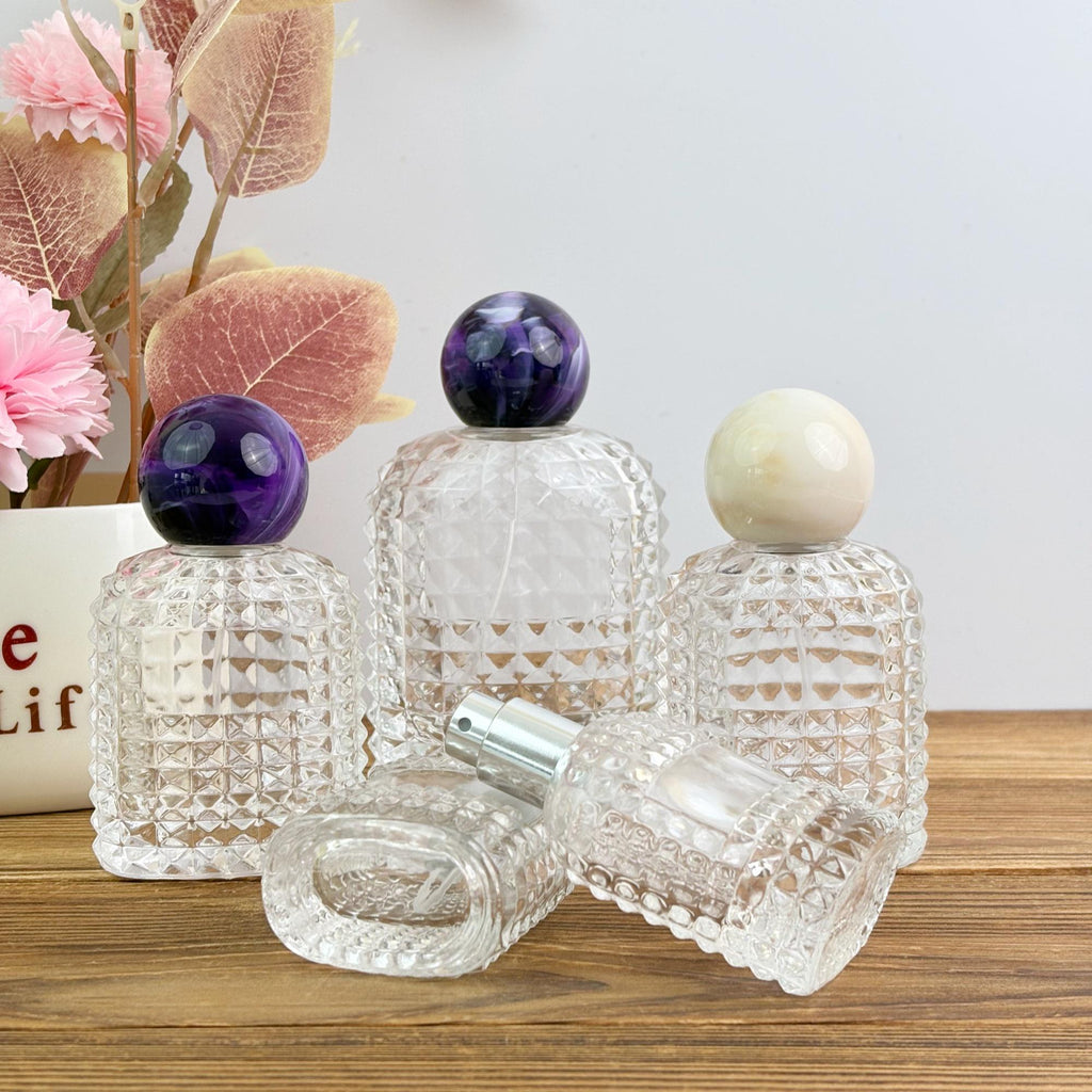 Minimalist Clear Diamond-Cut Glass Perfume Spray