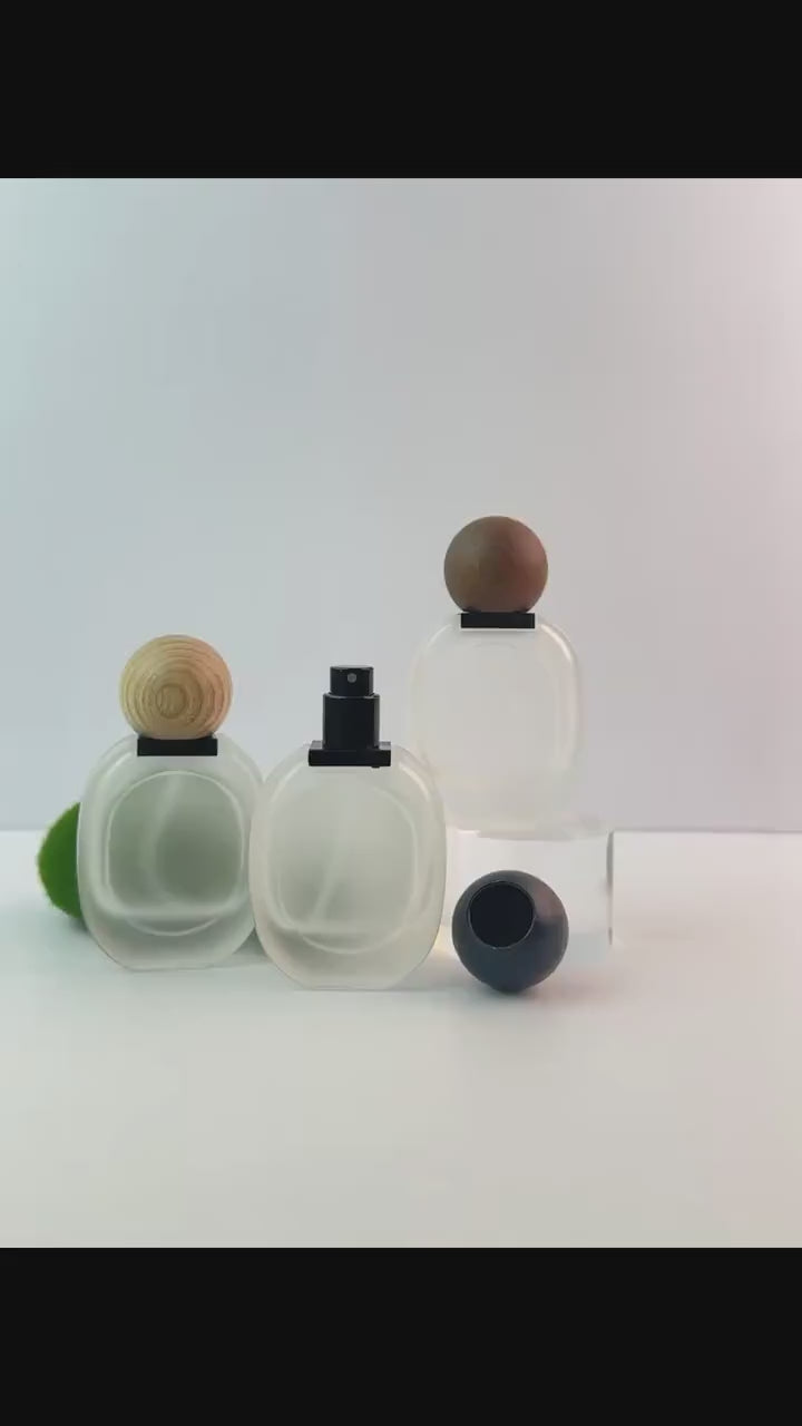 30ml Frosted Glass Liquid Atomizer Containers with Wooden Lid