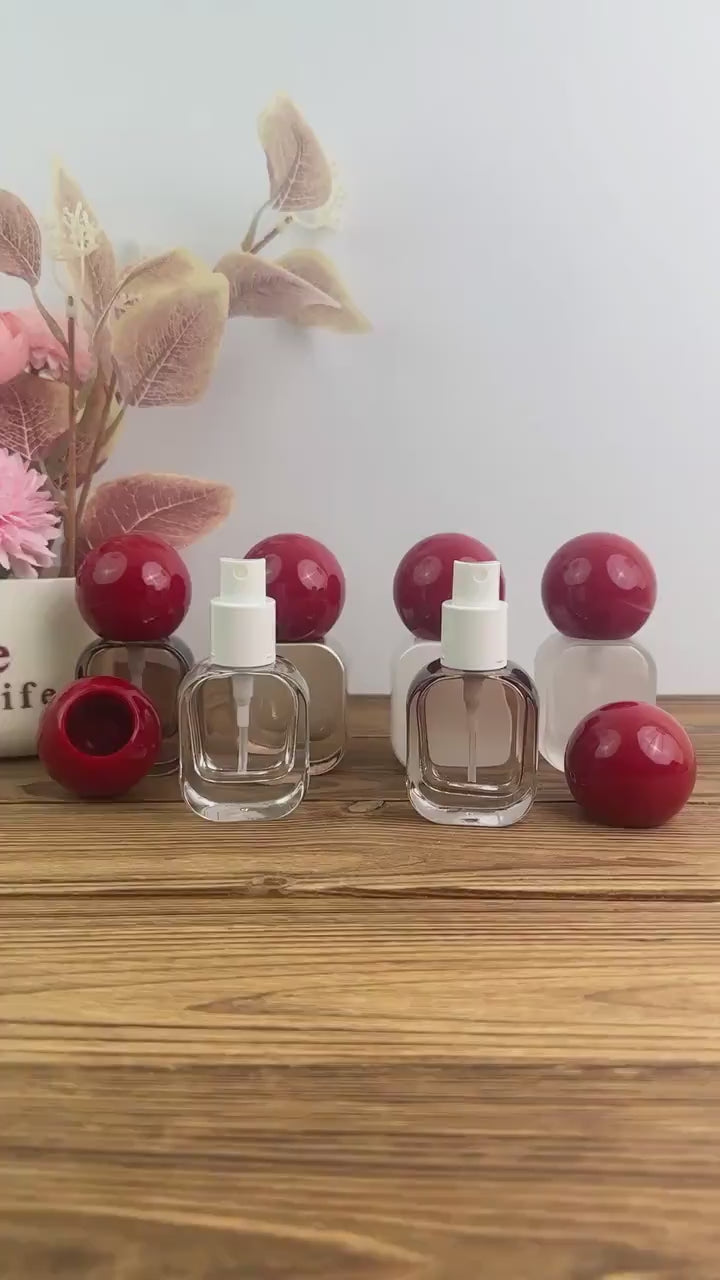 20ml Minimalist Glass Spray Bottle with Red Ball Cap